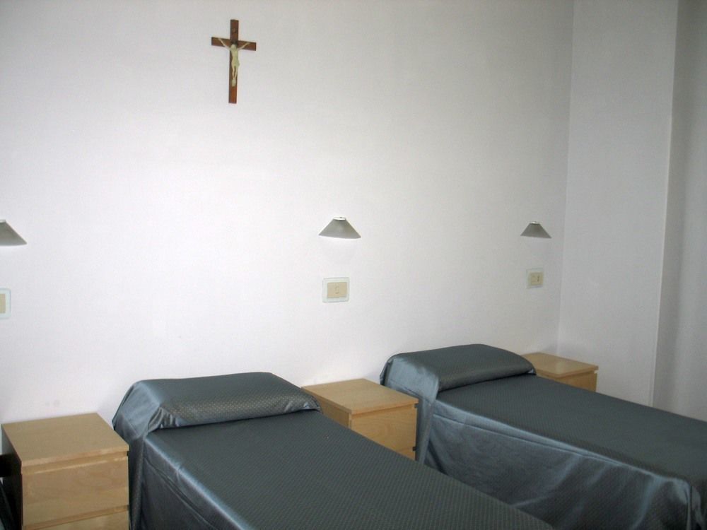 ホテルCasa Per Ferie Margherita Diomira ローマ エクステリア 写真